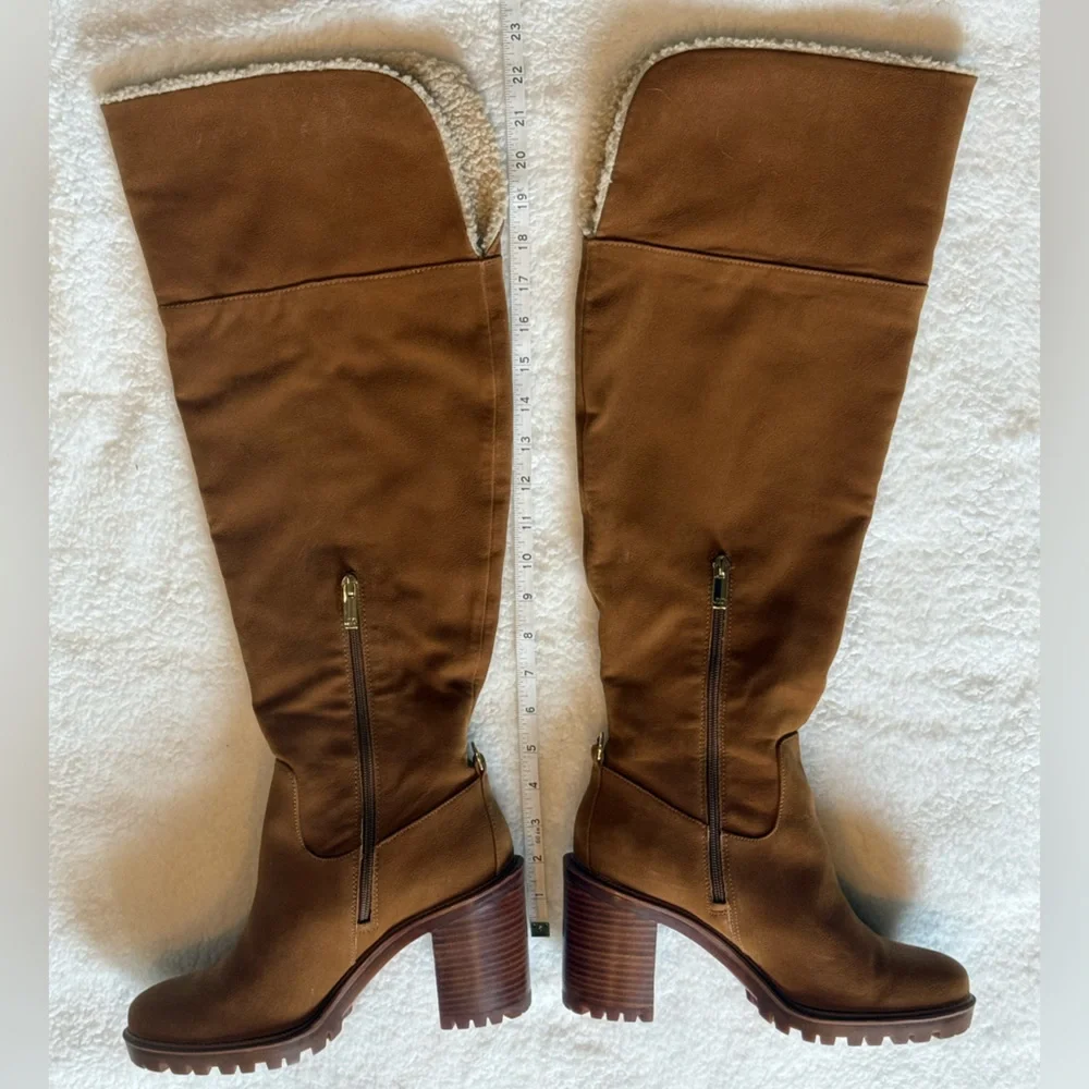 Brown Women's Tall Zip Boots - Stylish Winter Fashion - EUC sz10M